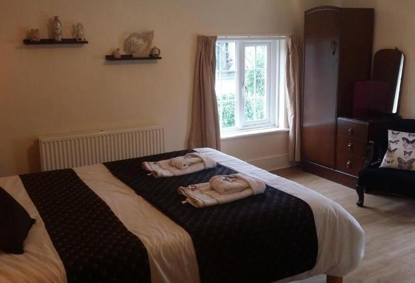 Kingsmede Bed & Breakfast