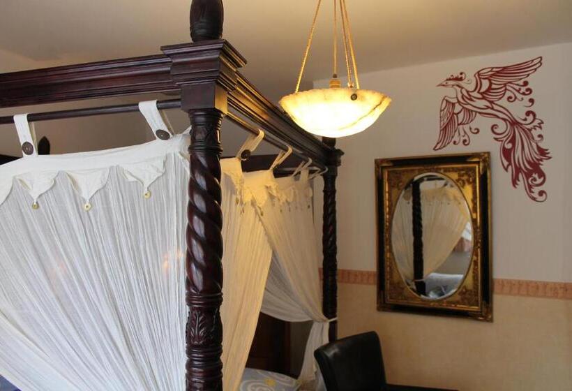 Kreuzerhof Hotel Garni