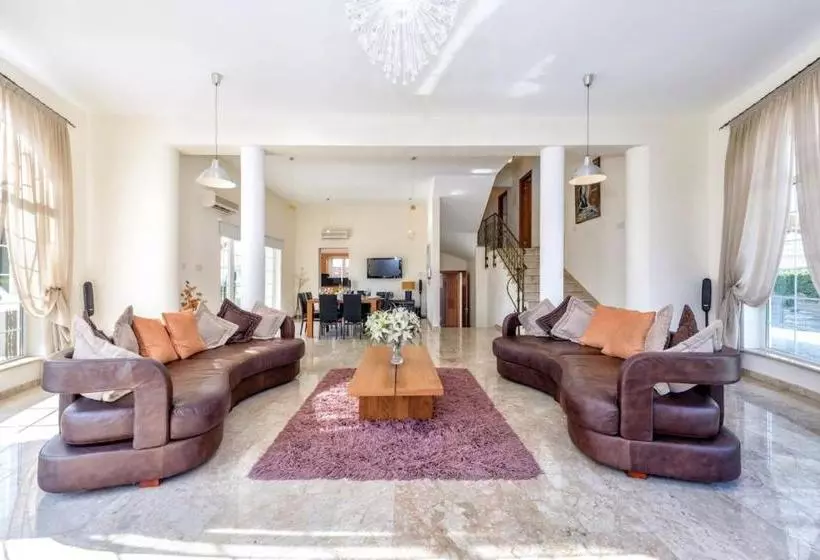 Villa Elysium