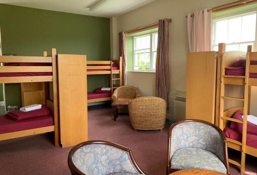 Общежитие Jersey Accommodation And Activity Centre