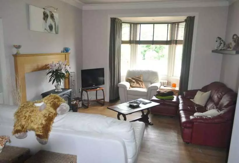 ベッドアンドブレックファースト Airlie House Self Catering