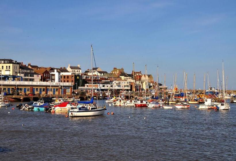 تختخواب و صبحانه Blantyre Guest House