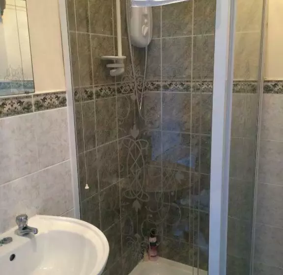 Aamiaismajoitus (B&B) Broom Lodge
