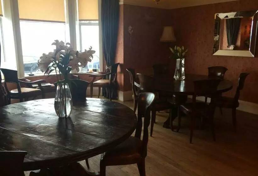 Aamiaismajoitus (B&B) Broom Lodge