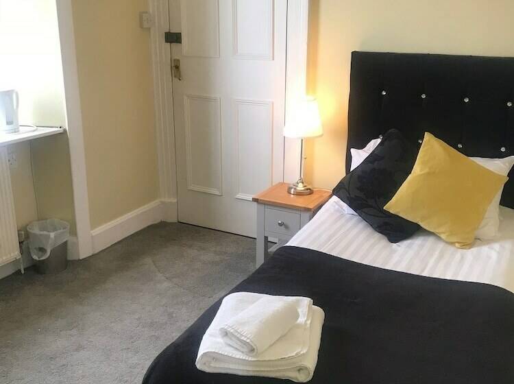 Bed and Breakfast Broom Lodge