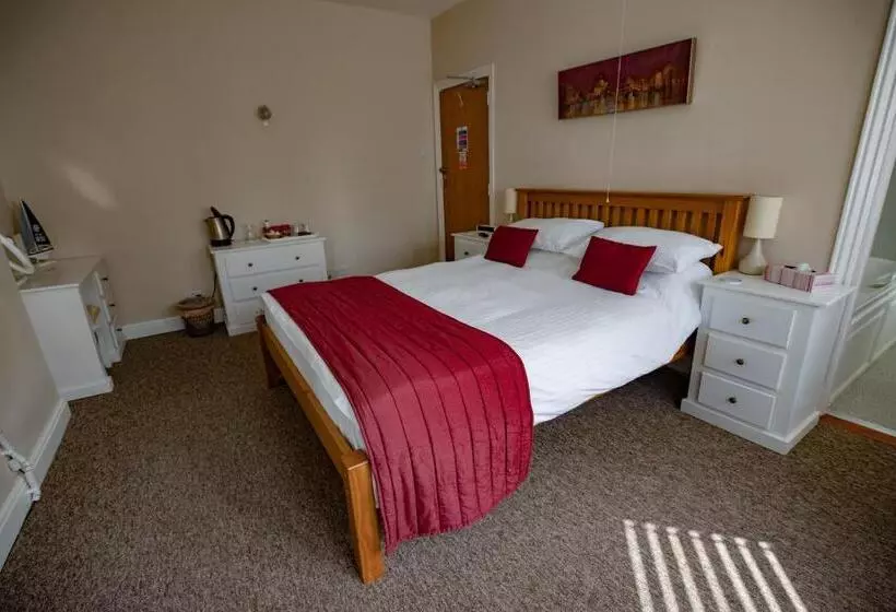 Aamiaismajoitus (B&B) Claremont Guesthouse