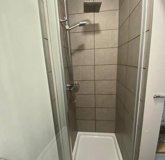 مبيت وإفطار Claremont Guesthouse