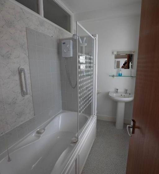 مبيت وإفطار Claremont Guesthouse