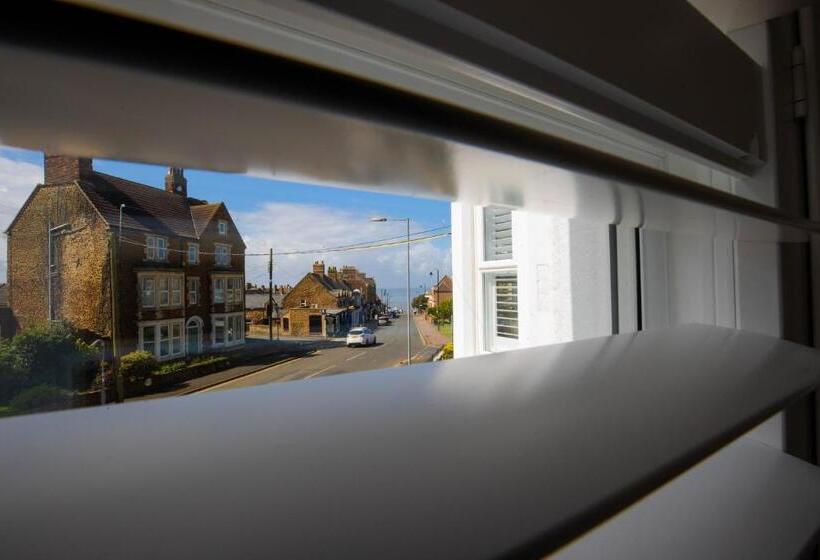 مبيت وإفطار Claremont Guesthouse