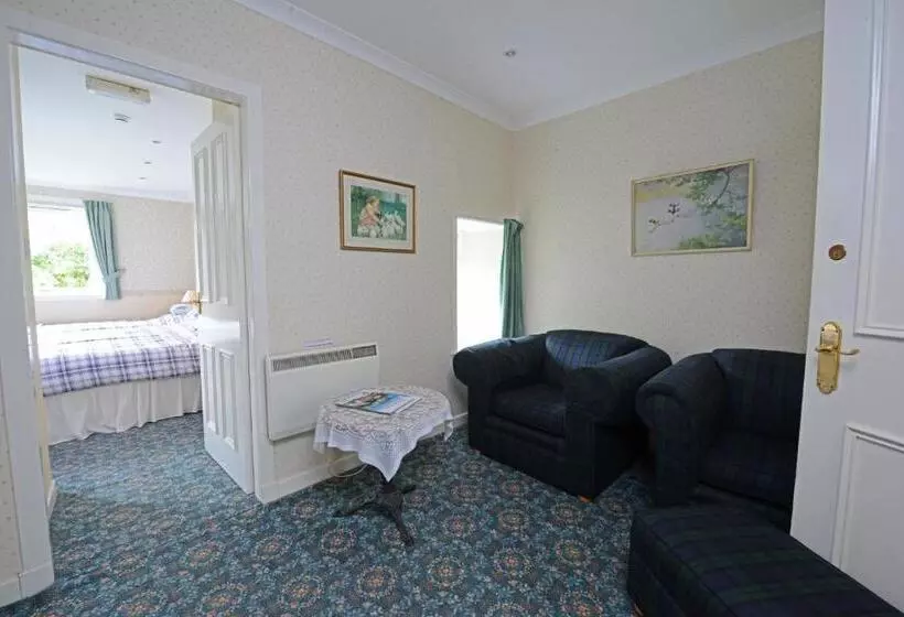 تختخواب و صبحانه Dall Lodge Country House