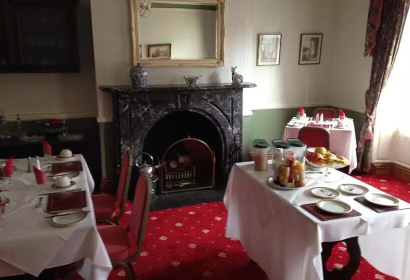 Aamiaismajoitus (B&B) Kirkgate House