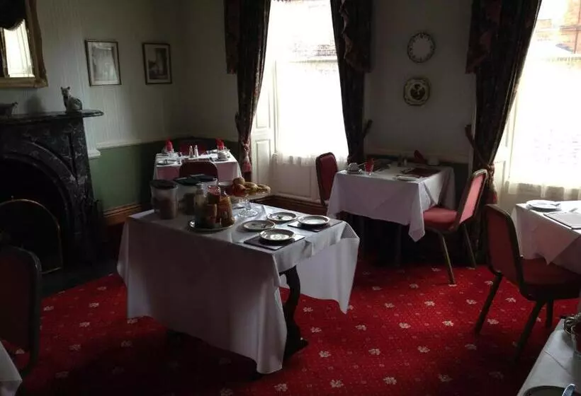Aamiaismajoitus (B&B) Kirkgate House