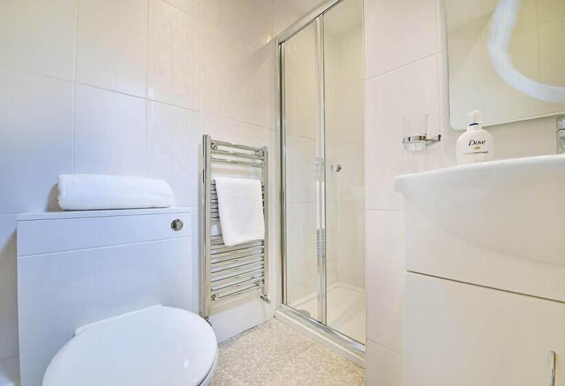 مبيت وإفطار Linhill Guest House