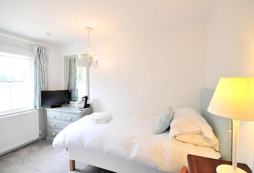 Bed and Breakfast Poplars Farm