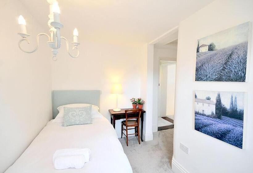 Bed and Breakfast Poplars Farm