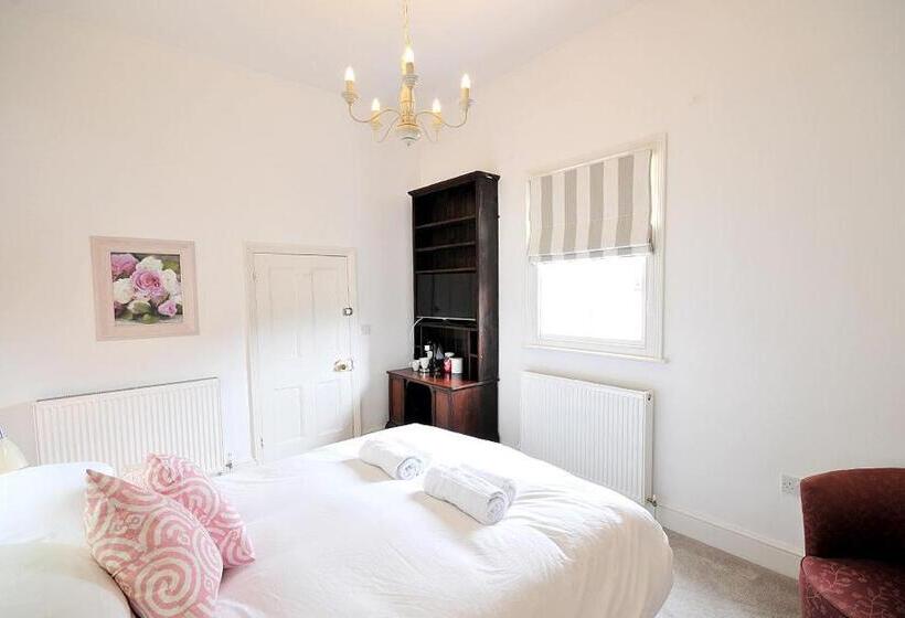 Bed and Breakfast Poplars Farm