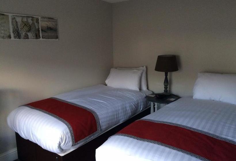 ベッドアンドブレックファースト The Boathouse