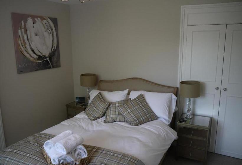 ベッドアンドブレックファースト Three Ivy Cross