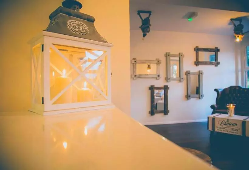 Hotelli Gray Manor