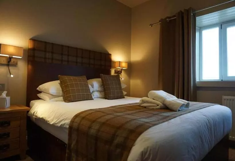 Hotel Lochside