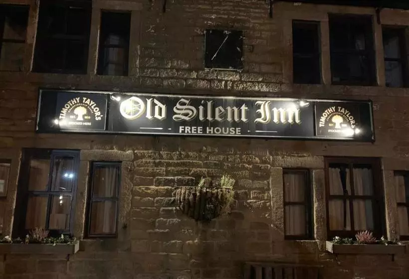 Hotelli The Old Silent Inn