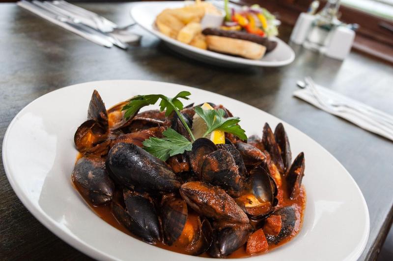 בית מלון כפרי Tuckers Inn