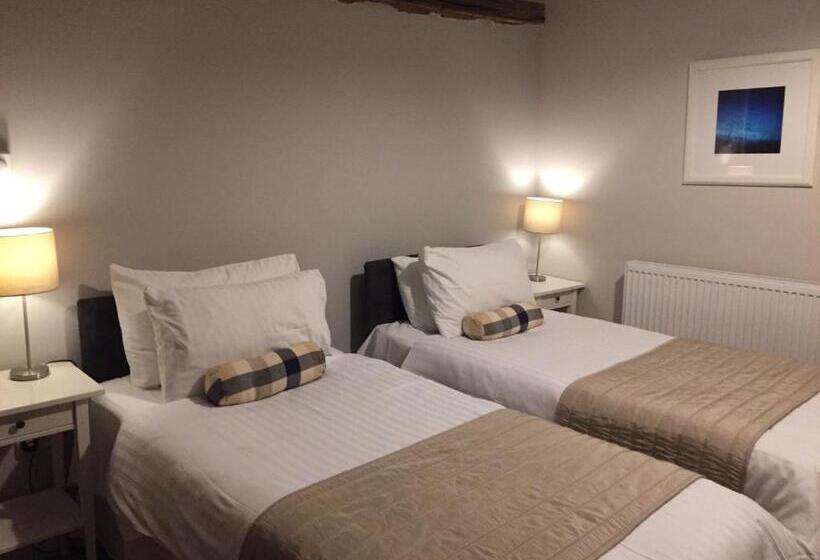 Scotch Arms Mews Bed & Breakfast