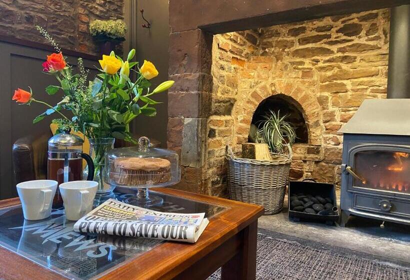 Scotch Arms Mews Bed & Breakfast