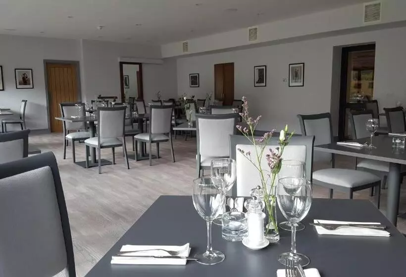 The Brander Lodge Hotel And Bistro