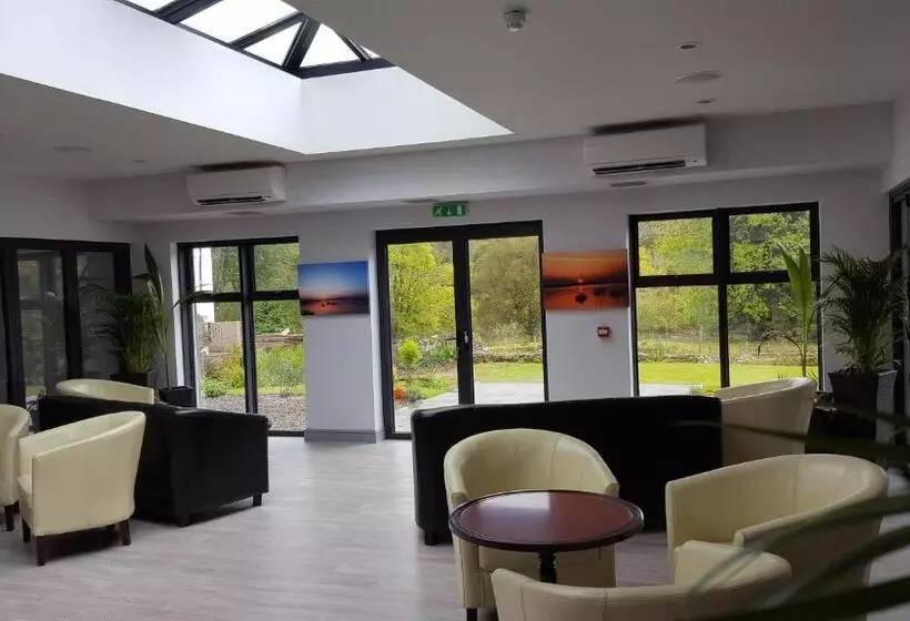 The Brander Lodge Hotel And Bistro