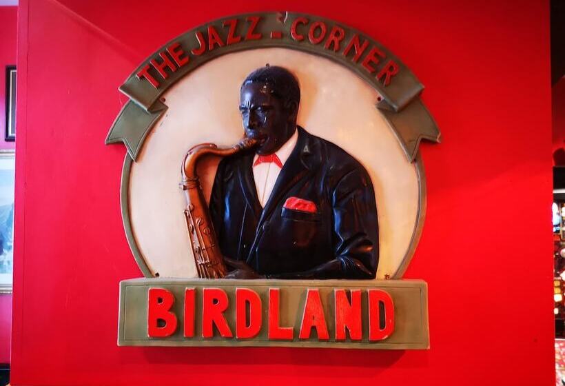 فندق صغير Claredon