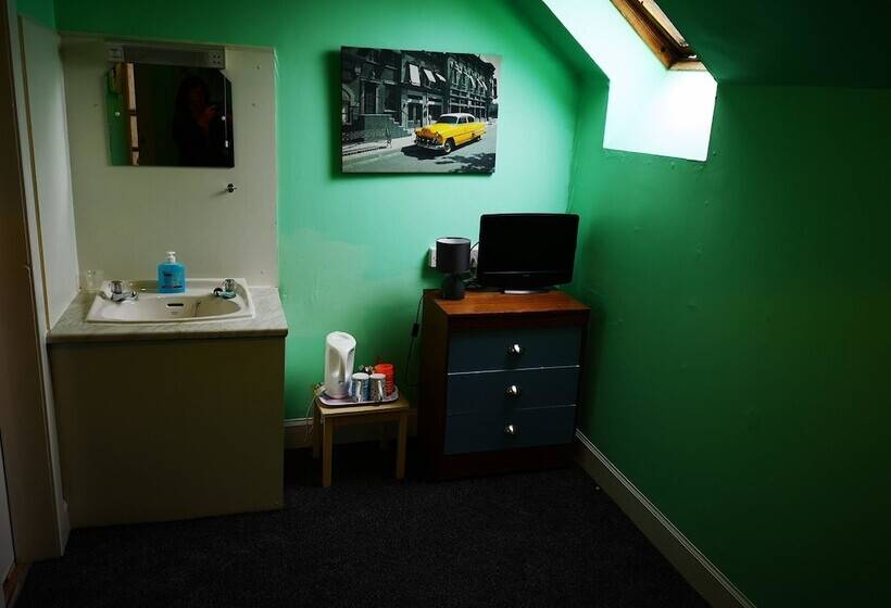 فندق صغير Claredon