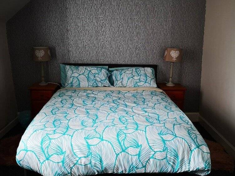 فندق صغير Claredon