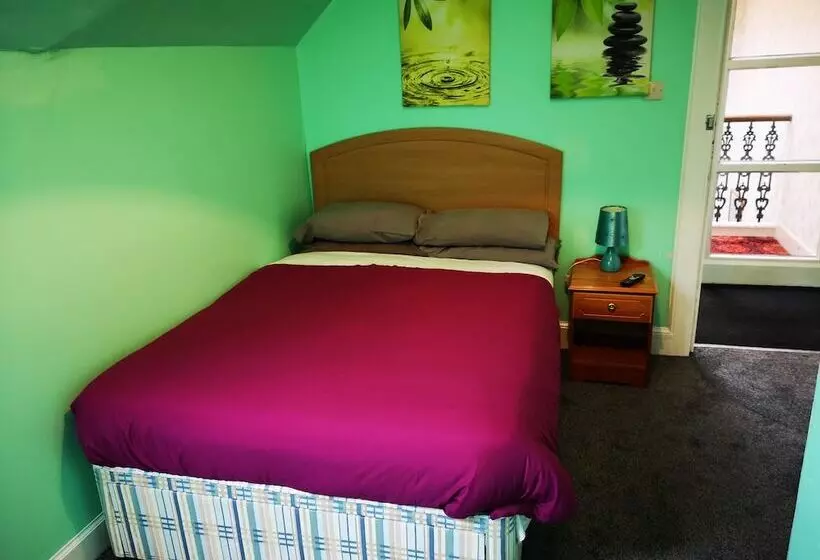 Auberge Claredon