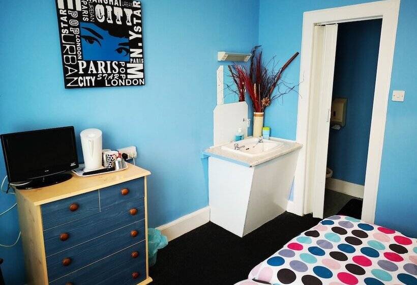 فندق صغير Claredon