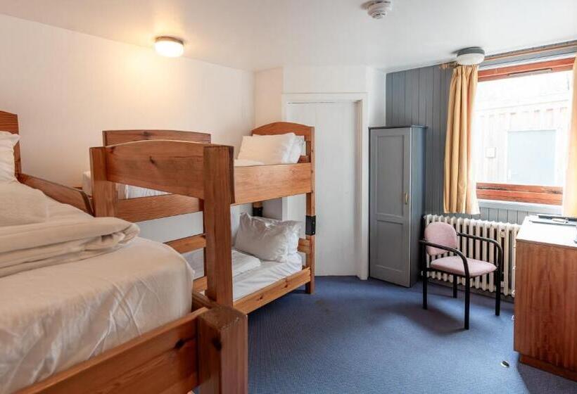 הוסטל Insh Hall