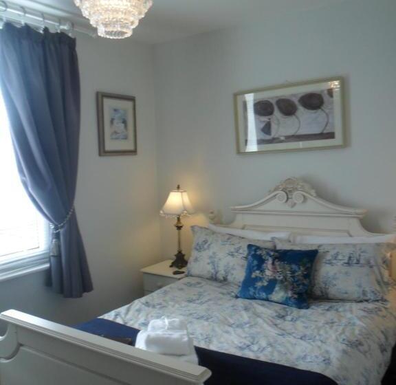 Bed and Breakfast Beaches Guesthouse