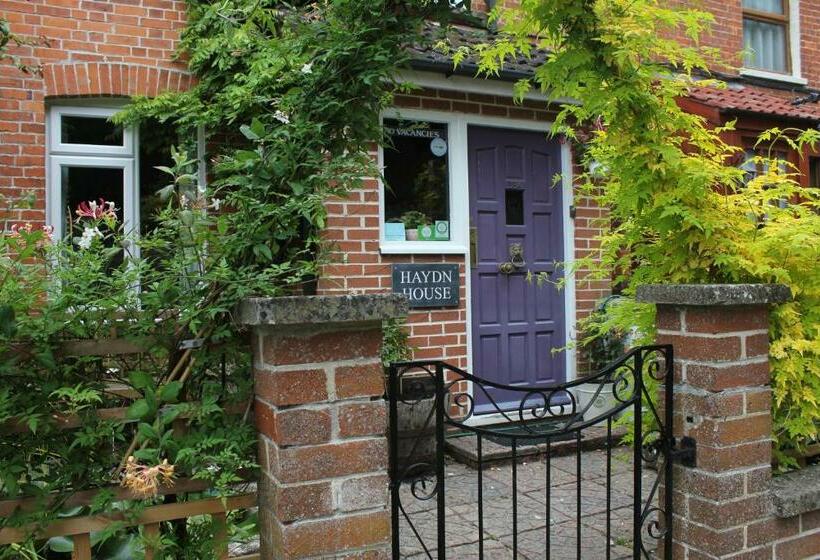 민박 Haydn House