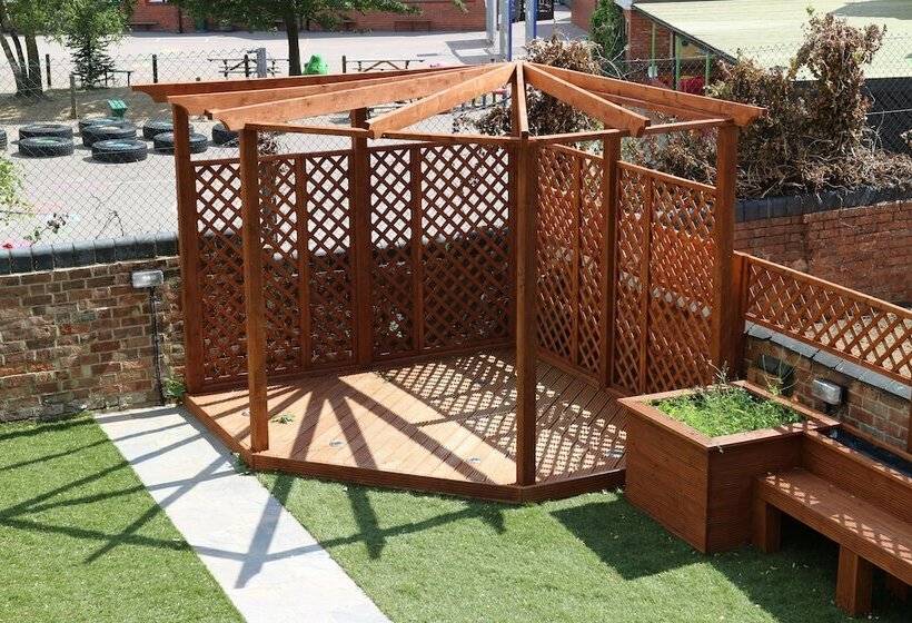 ベッドアンドブレックファースト Oscar Lodge