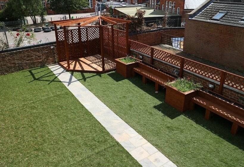 ベッドアンドブレックファースト Oscar Lodge