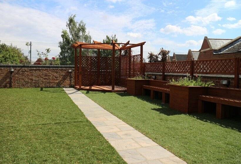 ベッドアンドブレックファースト Oscar Lodge