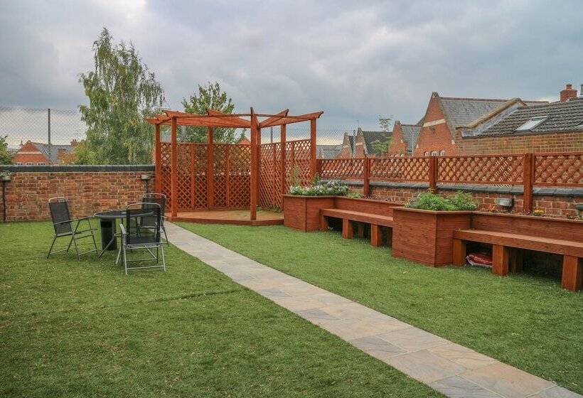 ベッドアンドブレックファースト Oscar Lodge