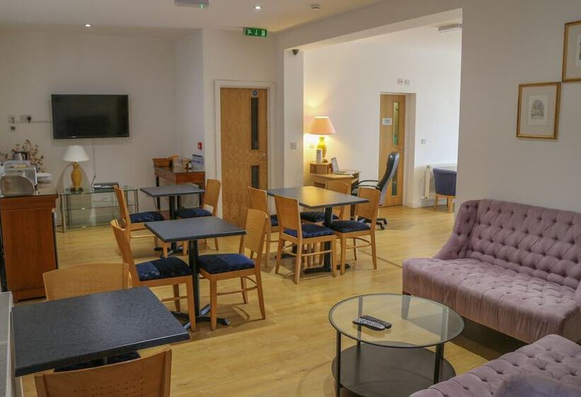 ベッドアンドブレックファースト Oscar Lodge