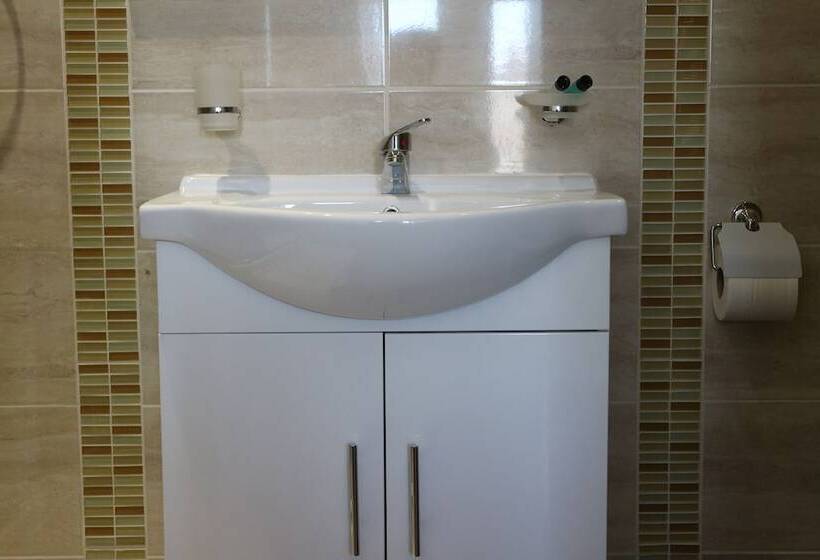 ベッドアンドブレックファースト Oscar Lodge