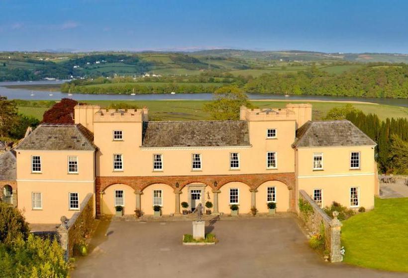 צימר Pentillie Castle And Estate