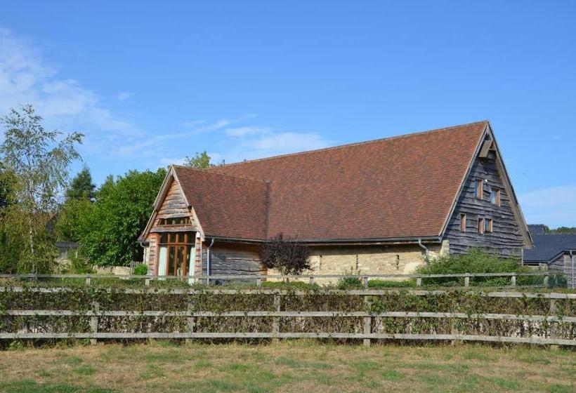 مبيت وإفطار Sabine Barn