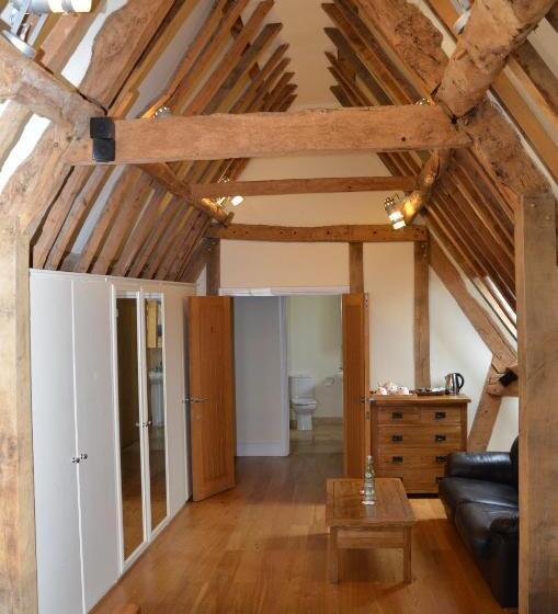 مبيت وإفطار Sabine Barn