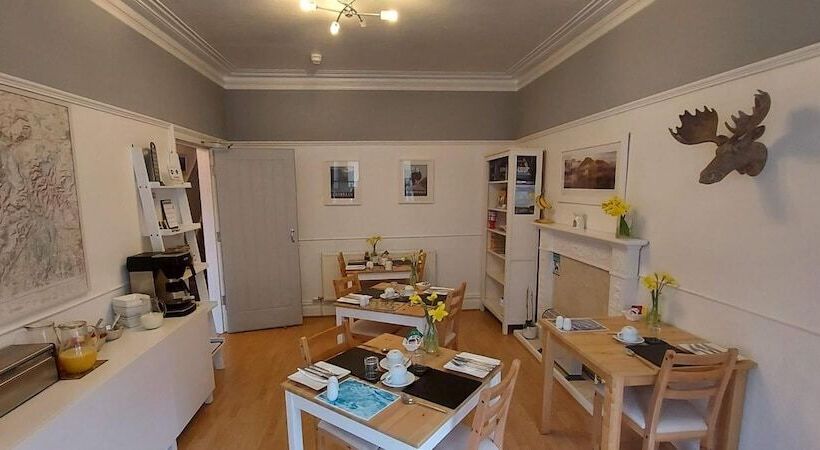 مبيت وإفطار Squirrel Lodge