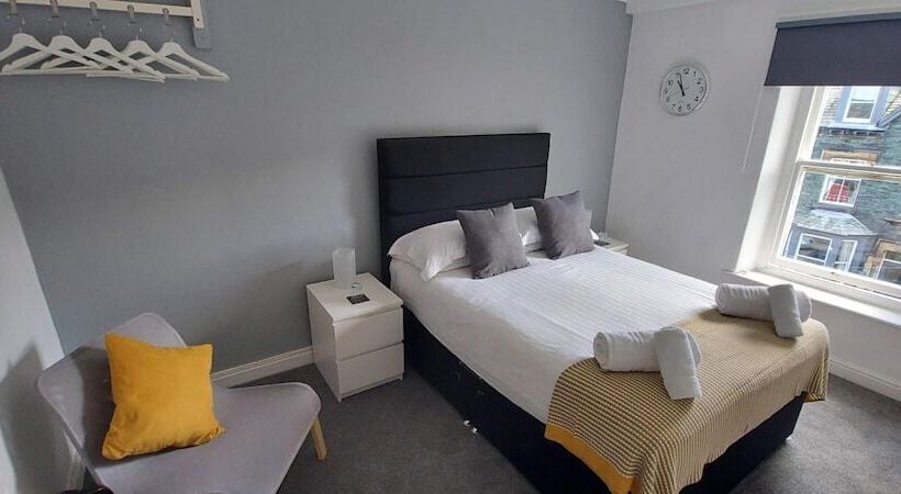 مبيت وإفطار Squirrel Lodge