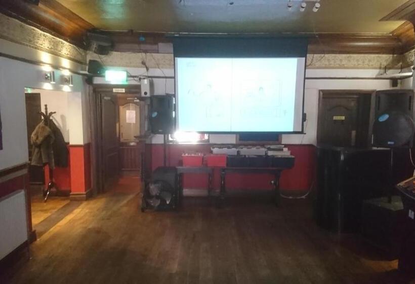 مبيت وإفطار The King S Head